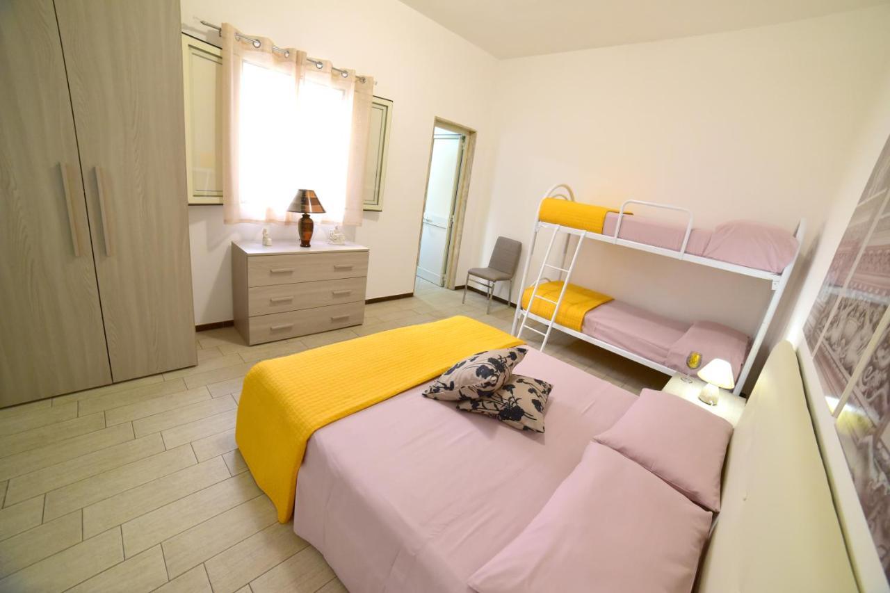 Case Vacanza Via Mozart Porto Cesareo Exterior foto