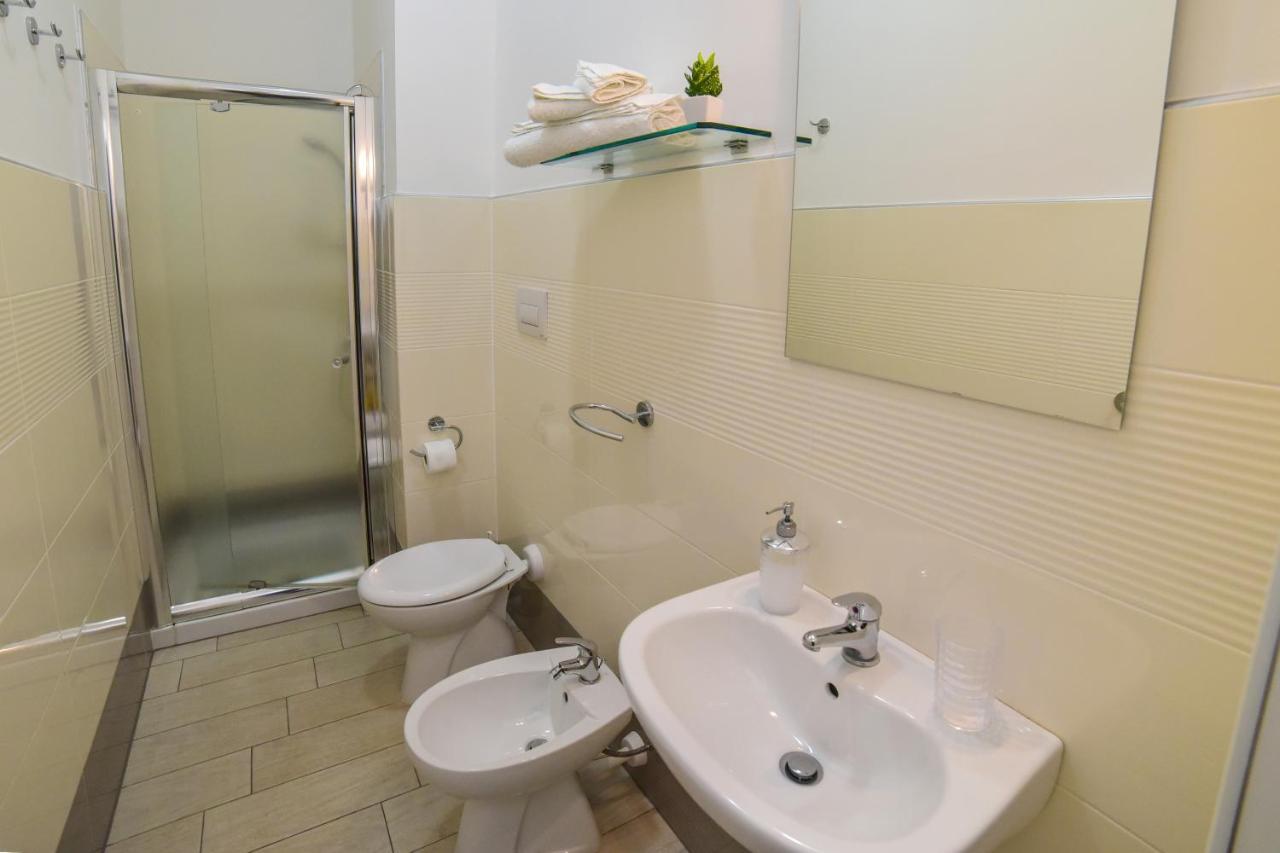 Case Vacanza Via Mozart Porto Cesareo Exterior foto